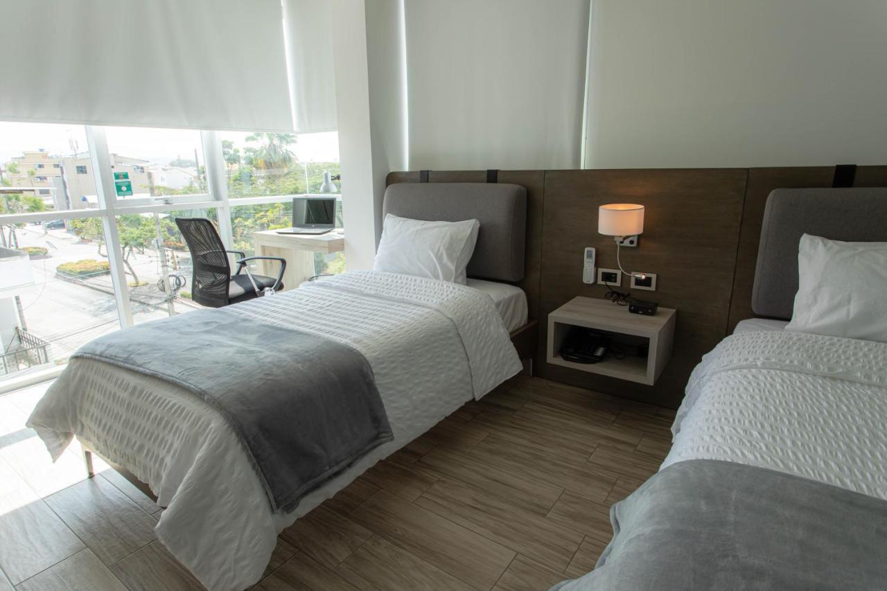 Hotel Puerto Pacifico Guayaquil Airport Екстериор снимка